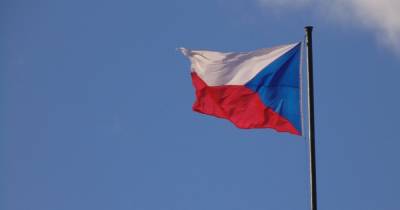 Сенат Чехии призвал выдворить из страны всех российских дипломатов, кроме одного