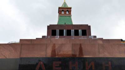 Мавзолей Ленина закроют для посетителей на три недели