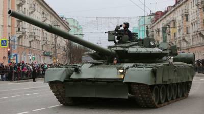 Минобороны РФ перевооружит подразделения на Курильских островах танками Т-80БВ