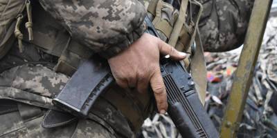 На Донбассе в результате обстрела боевиков погиб украинский военный