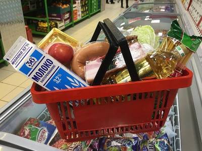 Социально значимые продукты за год подорожали на 15%. Заморозки цен не спасли - sobesednik.ru