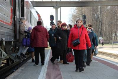 Новые вагоны появились в поездах «Псков – Дно» и «Дно – Оредеж»