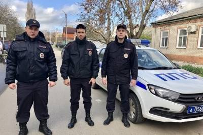 В Приморско-Ахтарске полицейские помогли мужчине 92 лет найти свой дом