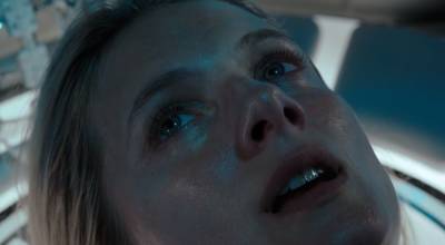 Netflix показал трейлер фантастического триллера "Кислород"