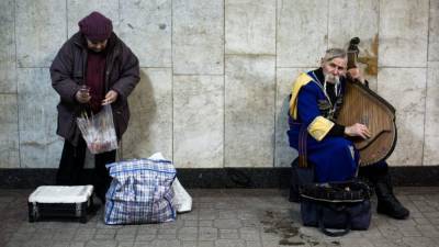 77% украинских пенсионеров живут за чертой гуманитарной бедности