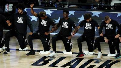 Видео из Сети. МОК запретил акции движения Black Lives Matter на Олимпиаде