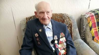 В Советском районе Минска со 100-летием поздравили ветерана ВОВ Ивана Курындина