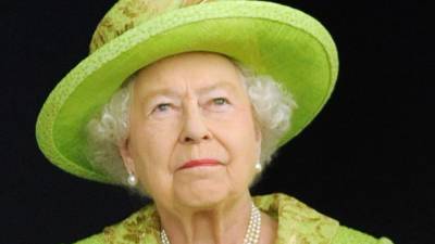 Катя Лель считает королеву Великобритании представителем рептилоидной расы