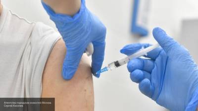 Доктор Мясников: Европа "добивает" своих жителей запретом на вакцинацию для молодых