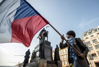 Чехия сократит состав российского посольства в Праге
