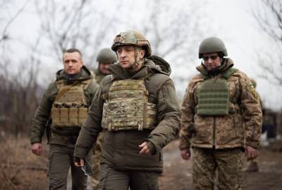 Зеленский: Украина начеку, но приветствует уменьшение войск на границе