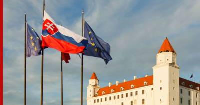 Словакия вышлет трех сотрудников российского посольства