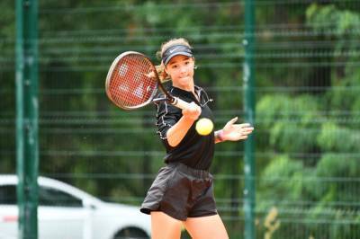 Соболева вышла в четвертьфинал турнира ITF в Турции