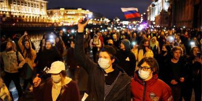 Навальный о протестах в его поддержку: Два чувства бушуют во мне: гордость и надежда