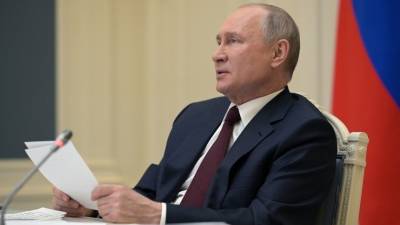 Только не отведи глаз: Байден отвернулся во время речи Путина на саммите