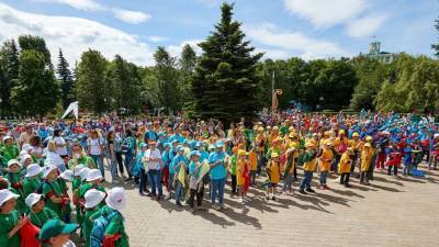 Идею о кешбэке за детские путевки оценили в АНО "Россия — страна возможностей"
