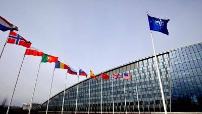 НАТО: решение России об отводе войск «сильно запоздало»