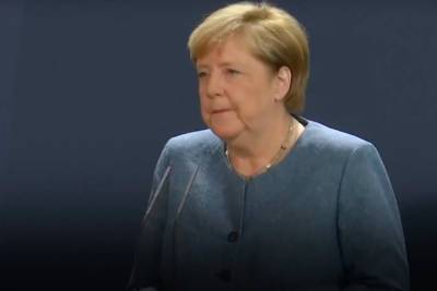 Меркель поддержала Чехию в дипломатическом конфликте с Россией