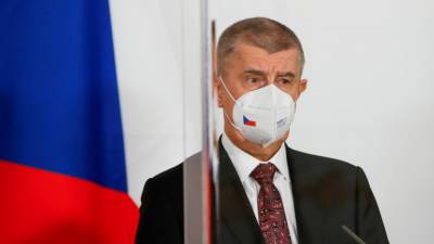 Премьер Чехии поблагодарил Словакию за высылку российских дипломатов