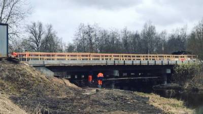 Мост через реку Парицу в Гатчинском районе планируют открыть в мае