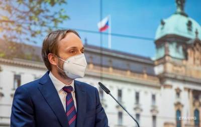 Чехия вышлет еще 63 сотрудника посольства России