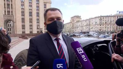 Вести в 20:00. Вслед за Чехией: Братислава высылает троих российских дипломатов