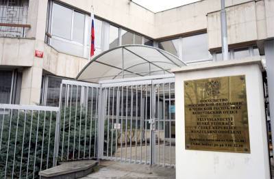 МИД заявил о паритете числа сотрудников посольств России и Чехии