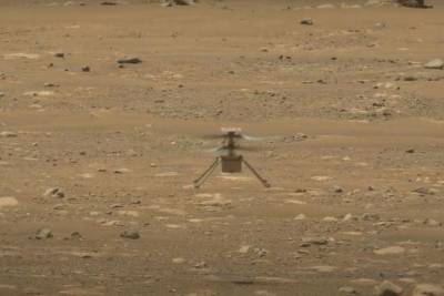 Вертолет NASA прислал снимки с поверхности Марса