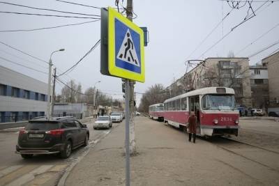 В Волгограде на время ремонта трамвайных путей сузят движение с 23 апреля