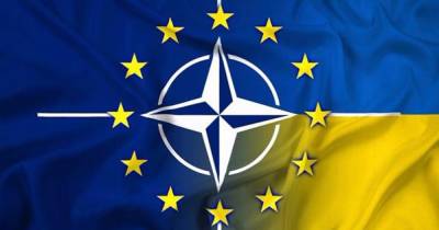 В НАТО прокомментировали решение Кремля отвести войска от границ Украины