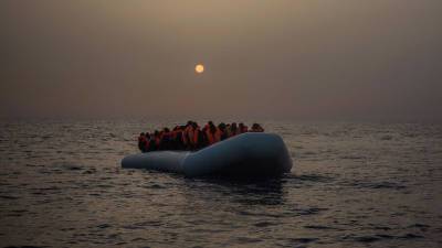 В Средиземном море погибли около 130 мигрантов
