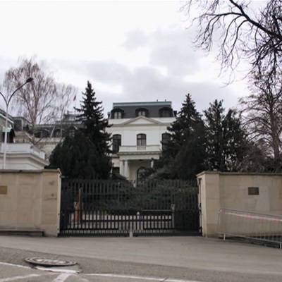 Чехия сократит состав посольства РФ в Праге