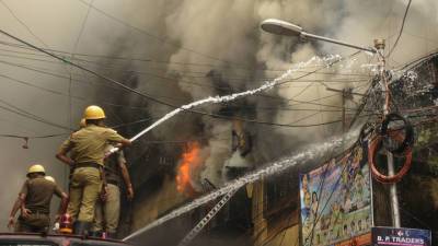 Пожар в Индии унес жизни 13 пациентов больницы