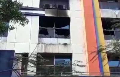 13 человек погибли при пожаре в госпитале для больных COVID в Индии
