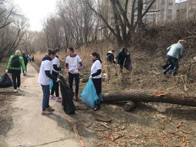 Жители Ульяновска вышли на очистку экопарка «Чёрное озеро»