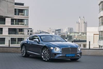 Bentley начала продажи в России нового Continental GT Mulliner