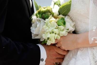 В Тверской области женщина и мужчина поженились, но вместе решили не жить