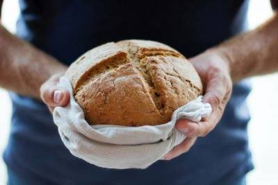 4 простых рецепта выпечки: готовим домашний хлеб, чиабатту и сырные кексы