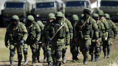 Военные РФ начали возвращаться на базы после учений в Крыму