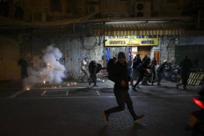 Иерусалим погрузился в ночь хаоса: две разъярëнные толпы и десятки задержанных