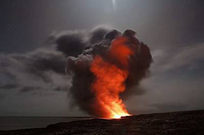 Британские ученые впервые измерили силу подводного вулкана