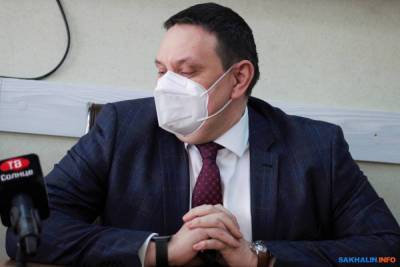 Прививочным нигилизмом на Сахалине страдают даже медики