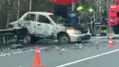 На трассе под Киевом из-за ДТП взорвалась машина: видео