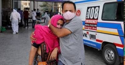 Индия второй день подряд ставит мировой антирекорд по коронавирусу