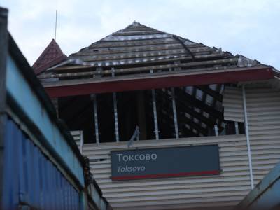 В Токсово ускорился снос исторического вокзала (фото, видео)