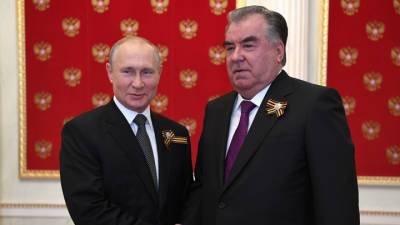Лидеры России и Таджикистана провели телефонный разговор