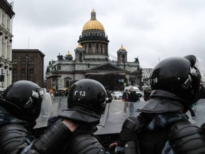 Опрос: более половины россиян боятся возврата массовых репрессий