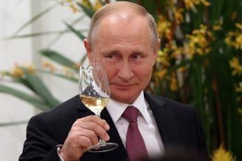 Путин на радость россиянам объявил с 1 по 11 мая нерабочими днями