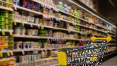 Прокуроры выявили необоснованный рост цен на продукты в РФ