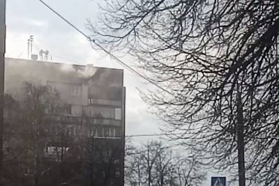 В Харькове огонь охватил девятиэтажку, людей срочно эвакуировали: кадры ЧП